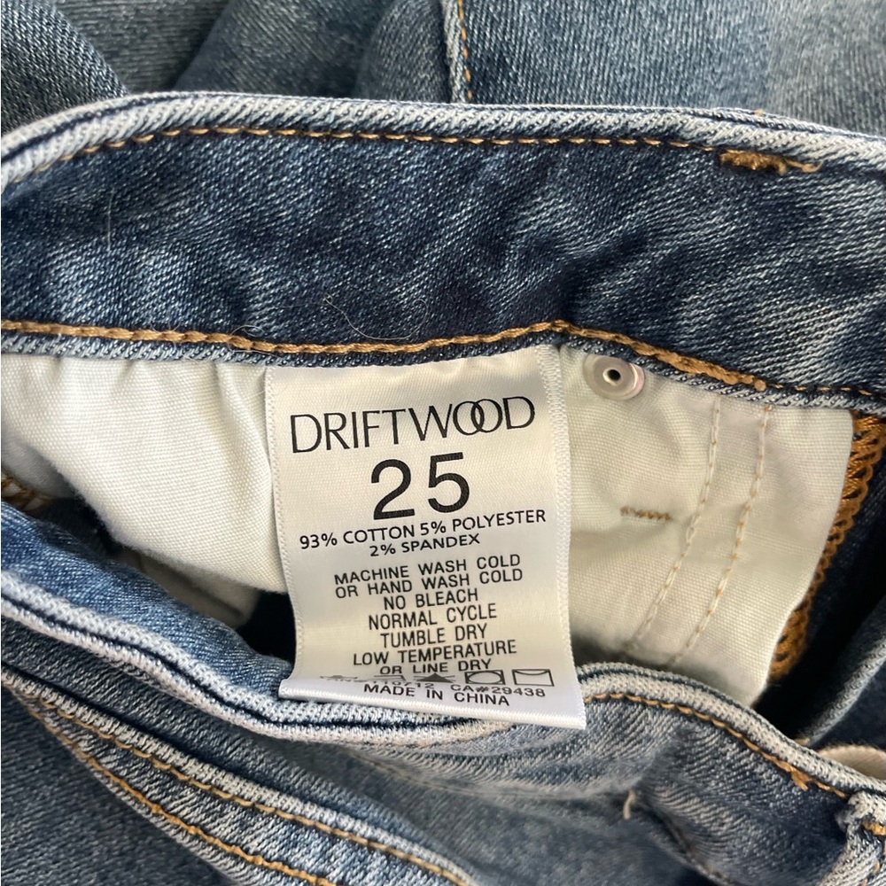 Driftwood Kelly Bootcut Jeans - Picture 5 of 8